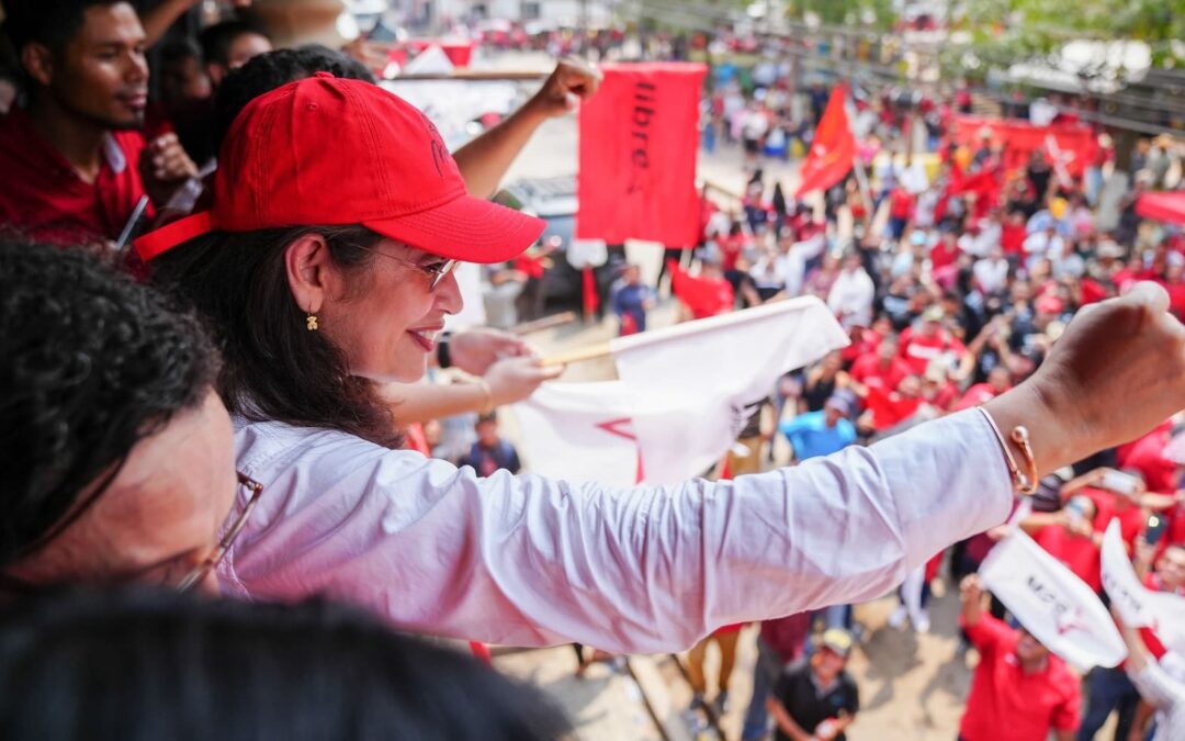 Rixi Moncada encabeza Conversatorio en Santa Cruz de Yojoa resaltando la Unidad y el Éxito del Gobierno actual