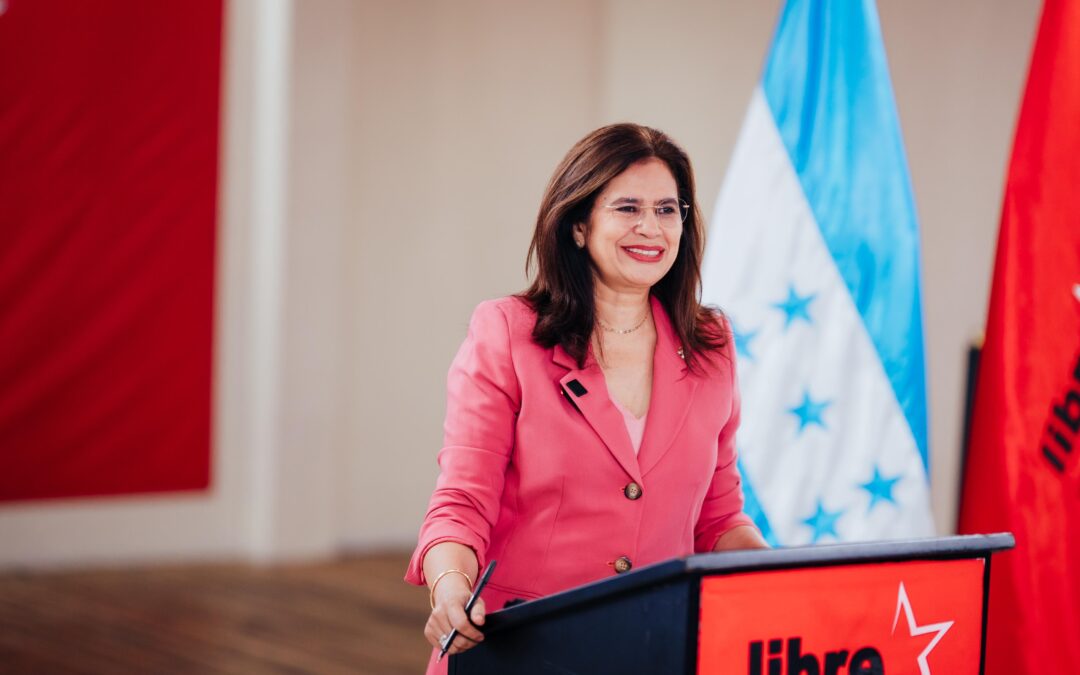 Rixi Moncada anuncia su precandidatura oficial a la presidencia de Honduras