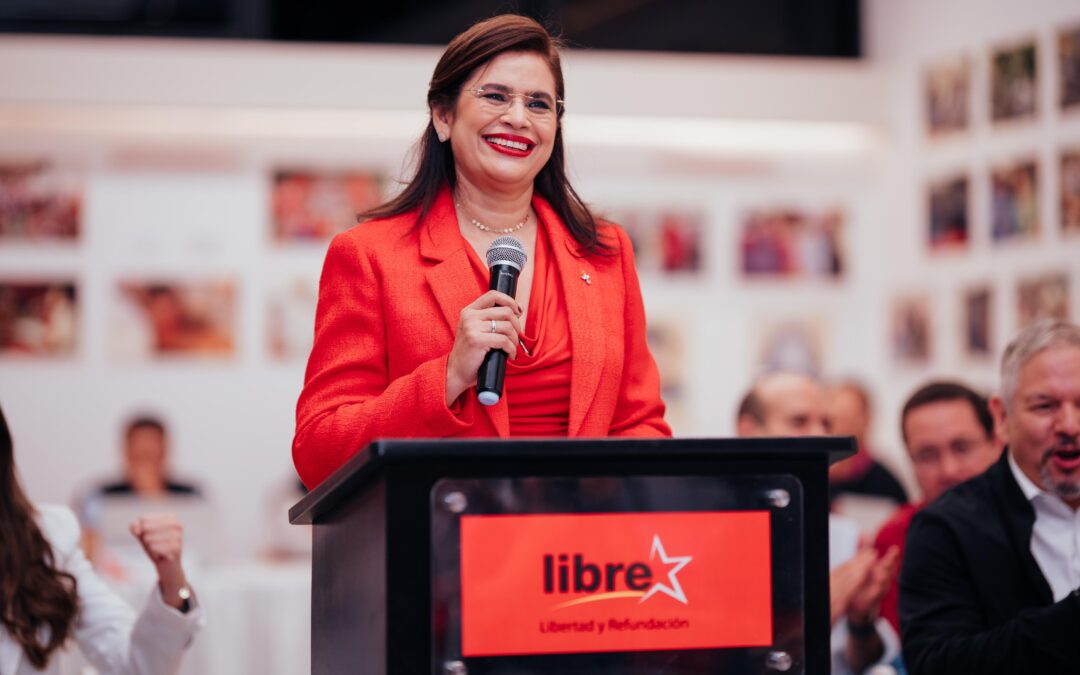 Rixi Moncada recibe respaldo unánime de los movimientos de Libre como precandidata presidencial