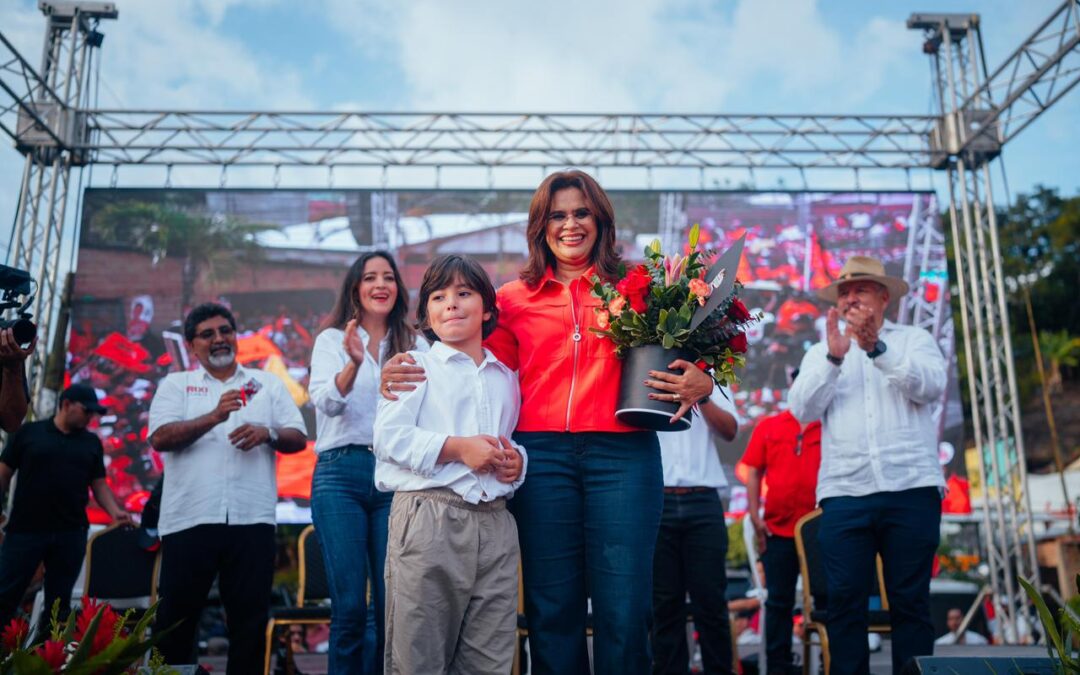 La Gran Movilización de la Victoria de Rixi Moncada llega a Catacamas
